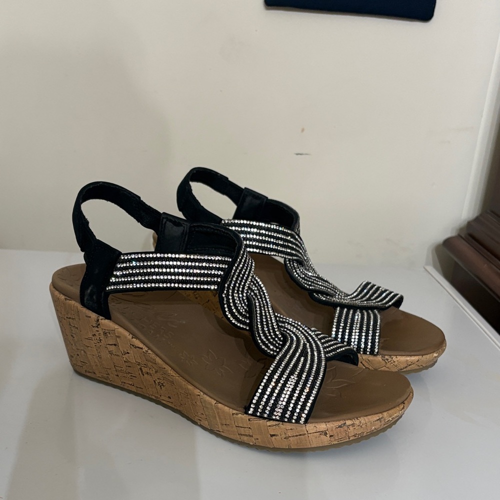 Cali from Skechers luxe foam size 7.5 wide worn once